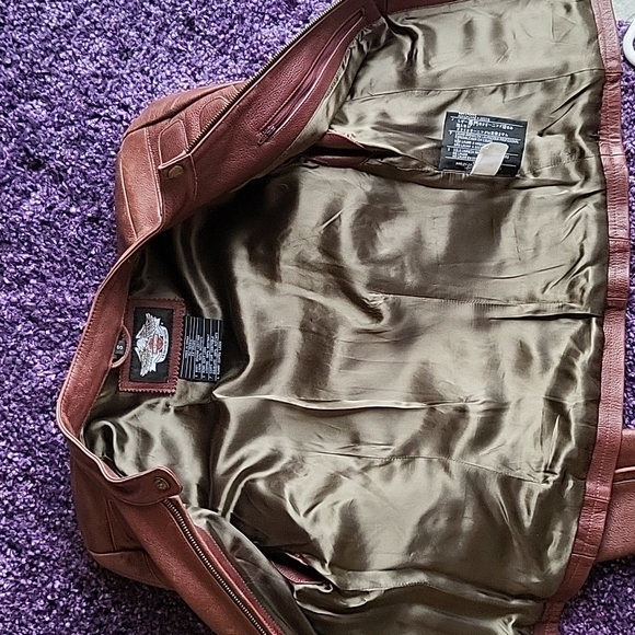 Extremely Rarr Harley Davidson Jacket - Picture 6 of 8